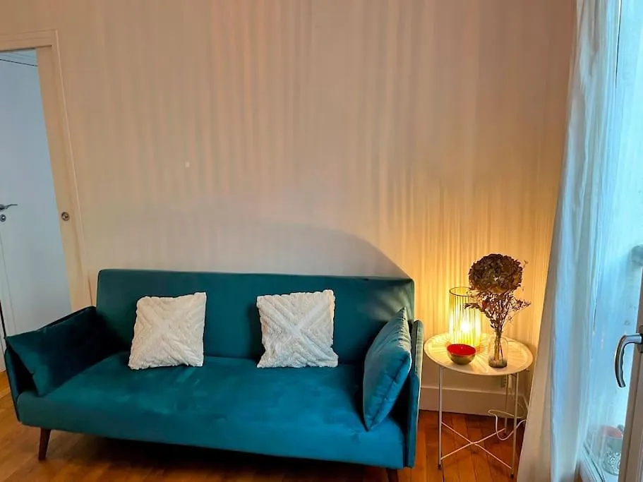 Lovely Renovated 1 Bedroom Apartment In Montmartre Paris